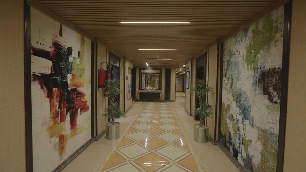 Niyaf Hotel Appartments Khamis Mushait Exteriör bild