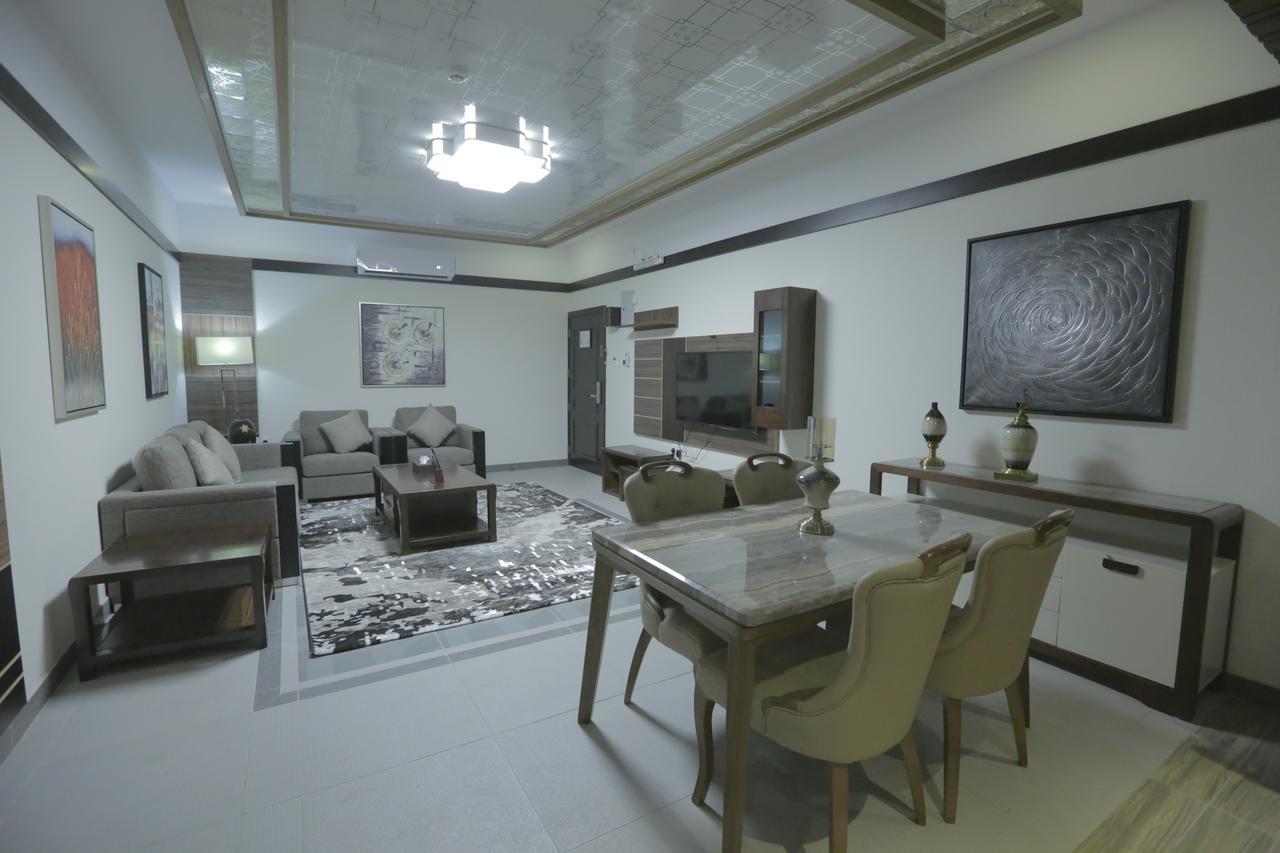 Niyaf Hotel Appartments Khamis Mushait Exteriör bild