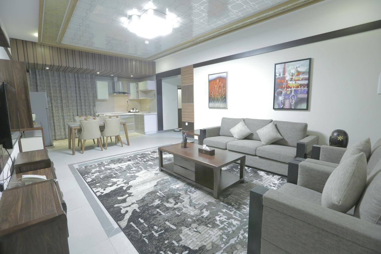 Niyaf Hotel Appartments Khamis Mushait Exteriör bild