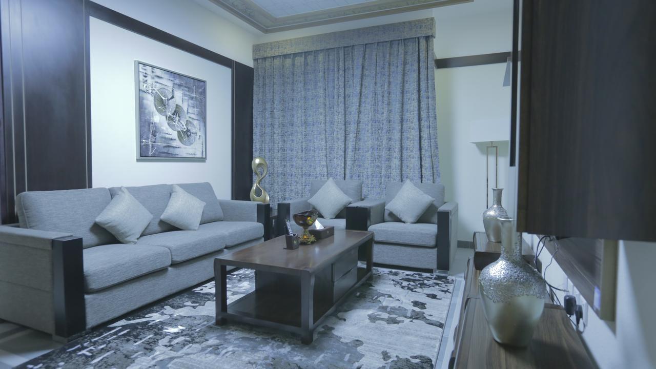 Niyaf Hotel Appartments Khamis Mushait Exteriör bild