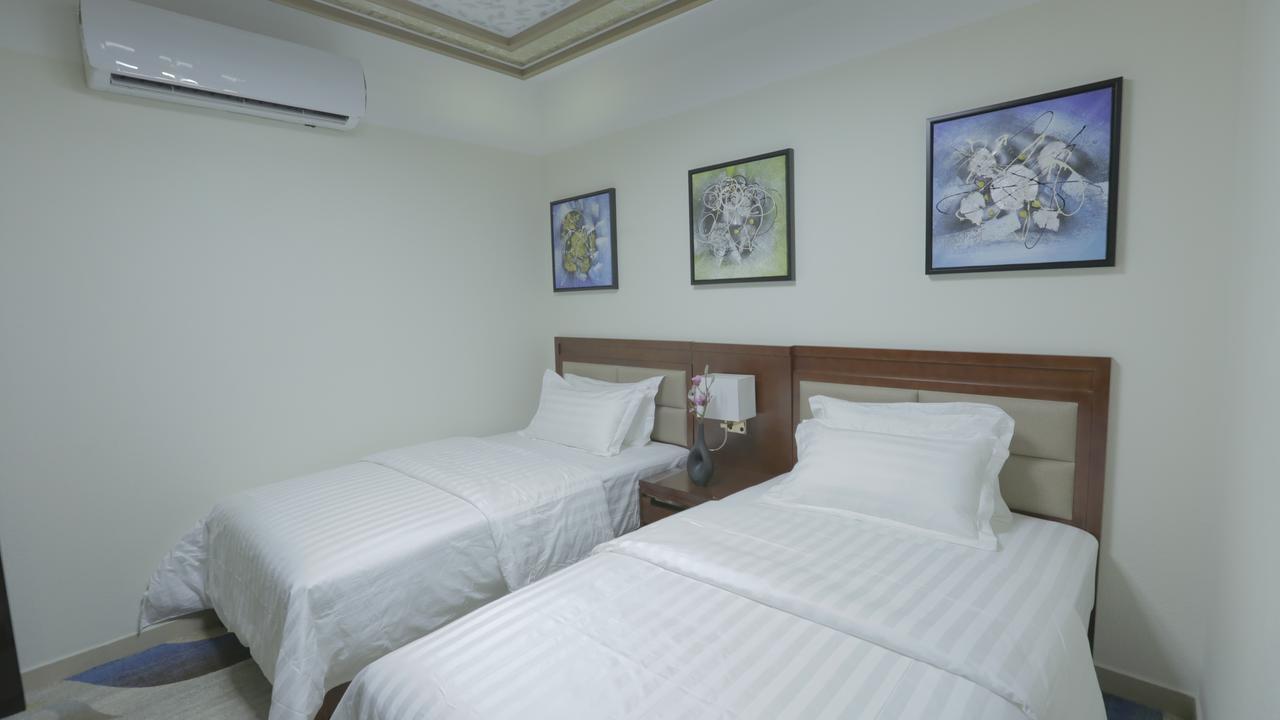 Niyaf Hotel Appartments Khamis Mushait Exteriör bild
